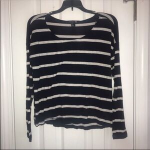 Forever 21 Navy Blue White Stripe Long Sleeve Scoop Neck